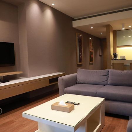 ביירות Saifi Suites Hotel מראה חיצוני תמונה