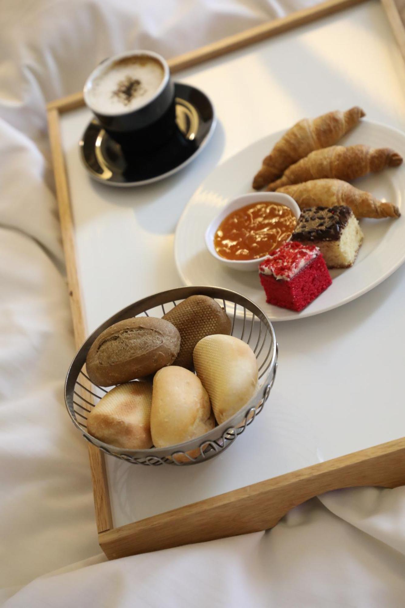 ביירות Saifi Suites Hotel מראה חיצוני תמונה