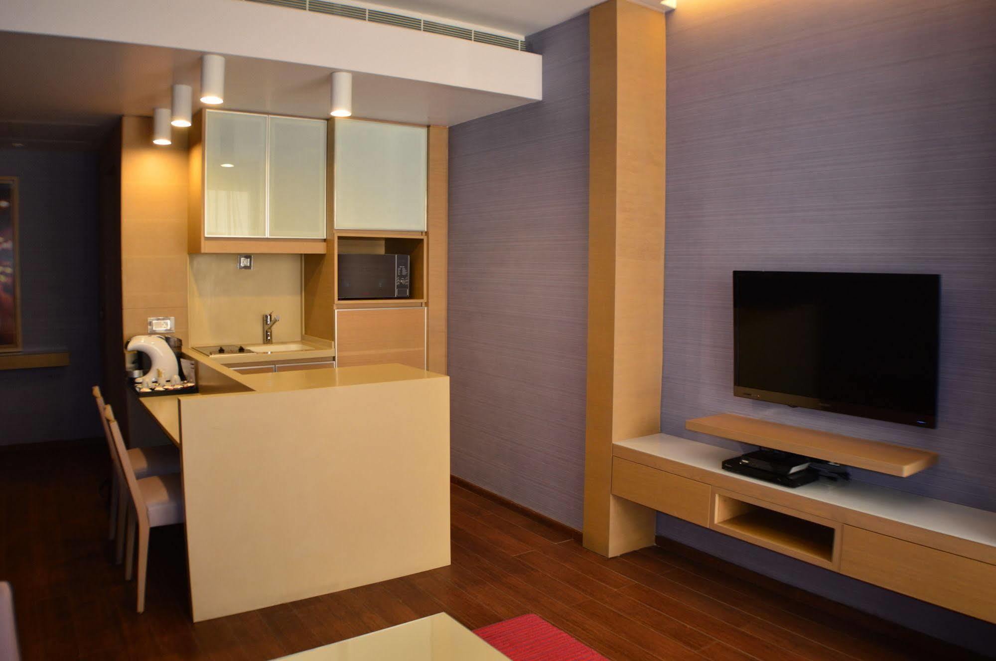 ביירות Saifi Suites Hotel מראה חיצוני תמונה
