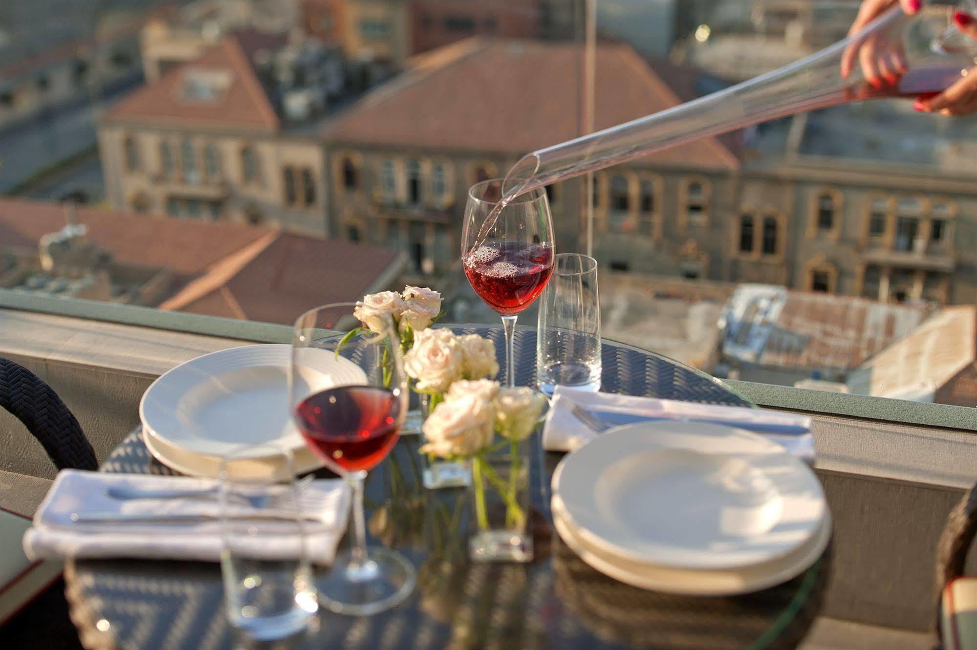 ביירות Saifi Suites Hotel מראה חיצוני תמונה